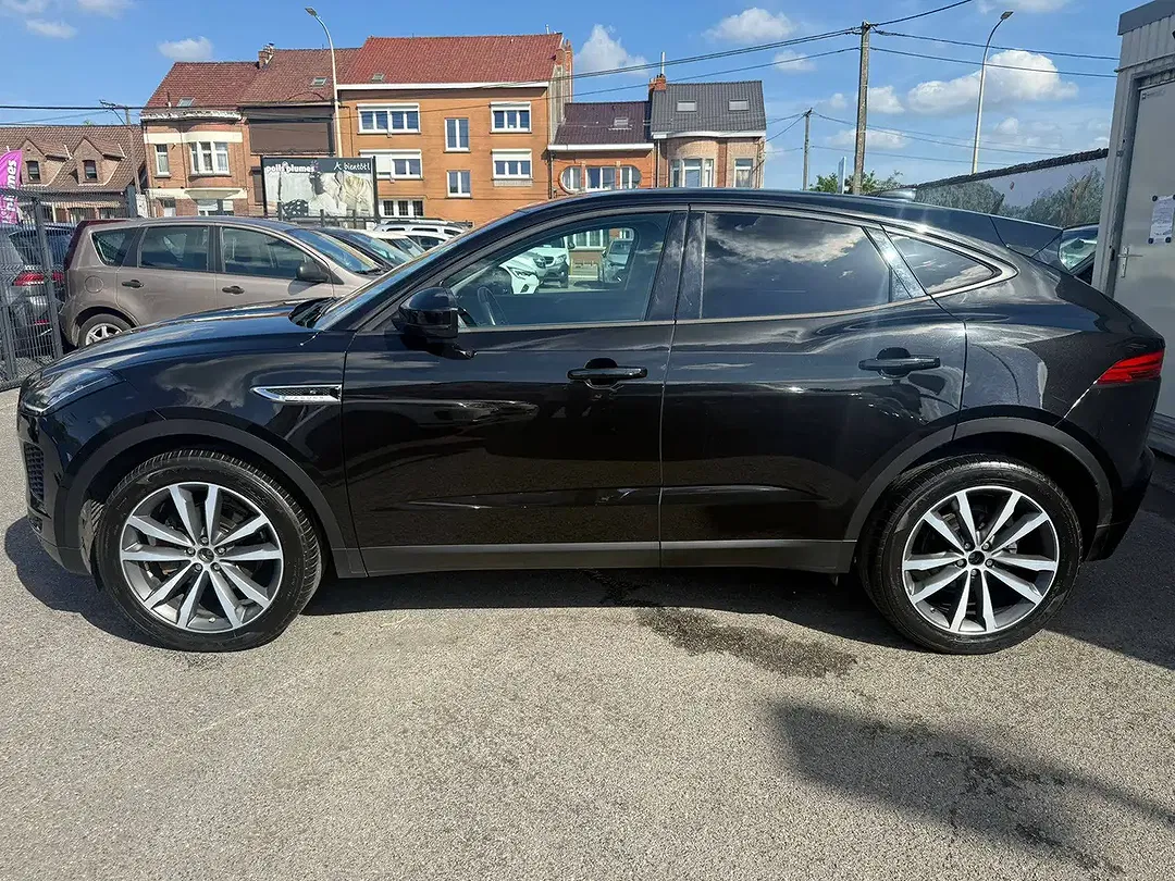 Jaguar E-Pace 2.0 4x4 - Thumbnail 8