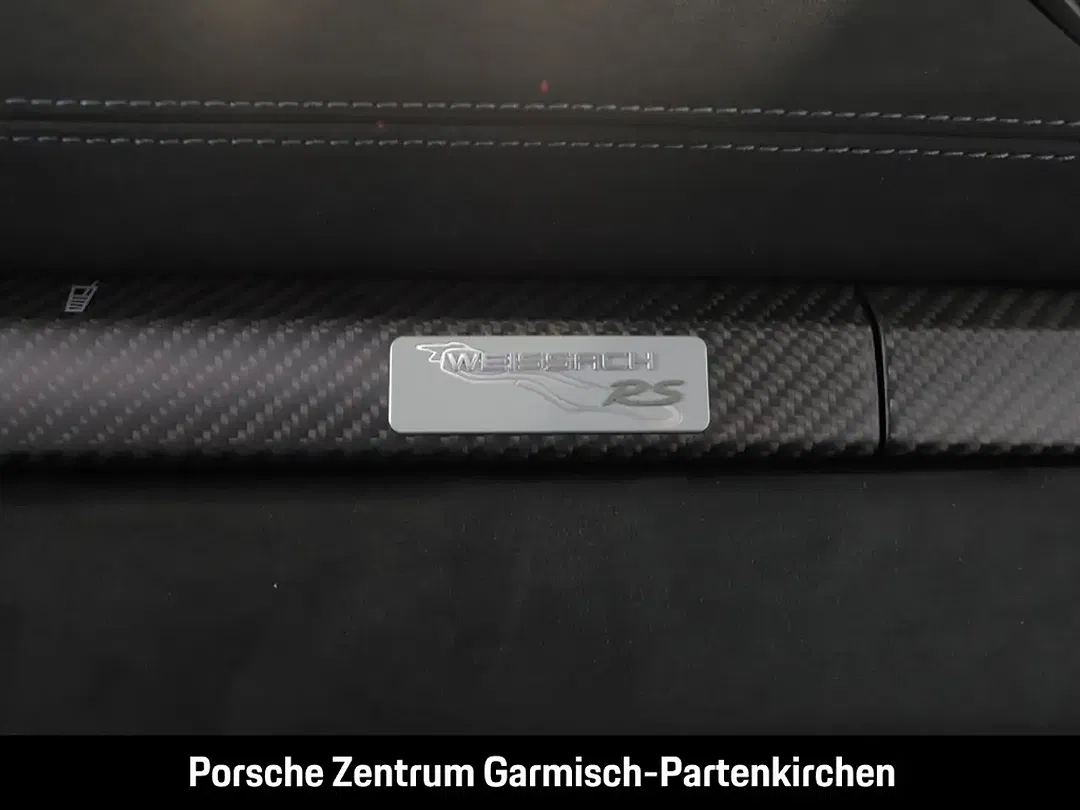 Porsche 718 Spyder RS - Thumbnail 30