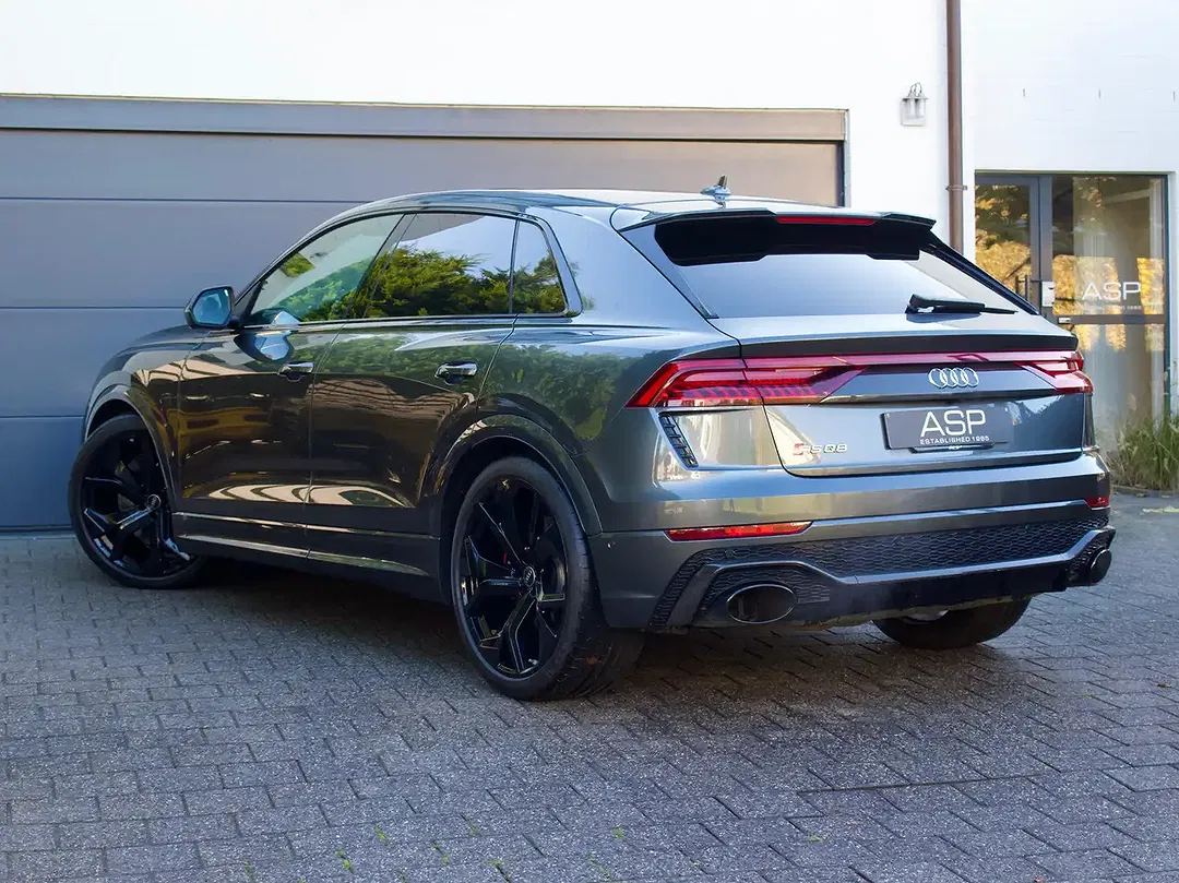 Audi RS Q8 TFSI quattro - Thumbnail 18