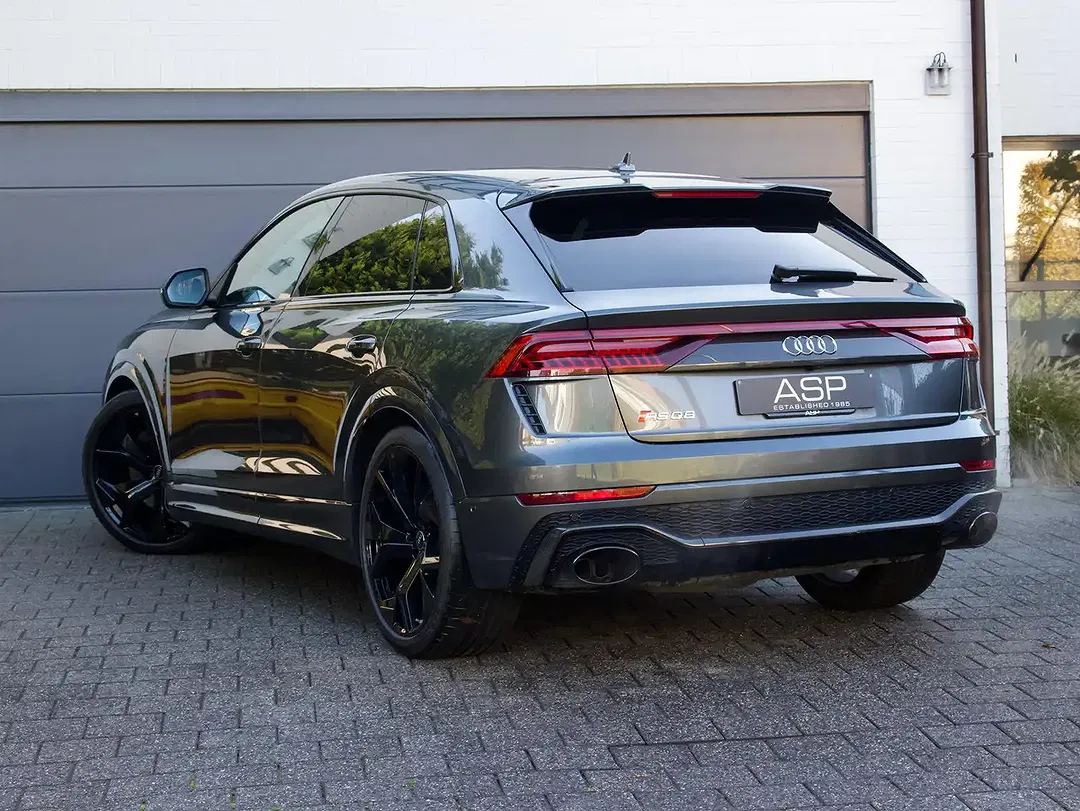Audi RS Q8 TFSI quattro - Thumbnail 19