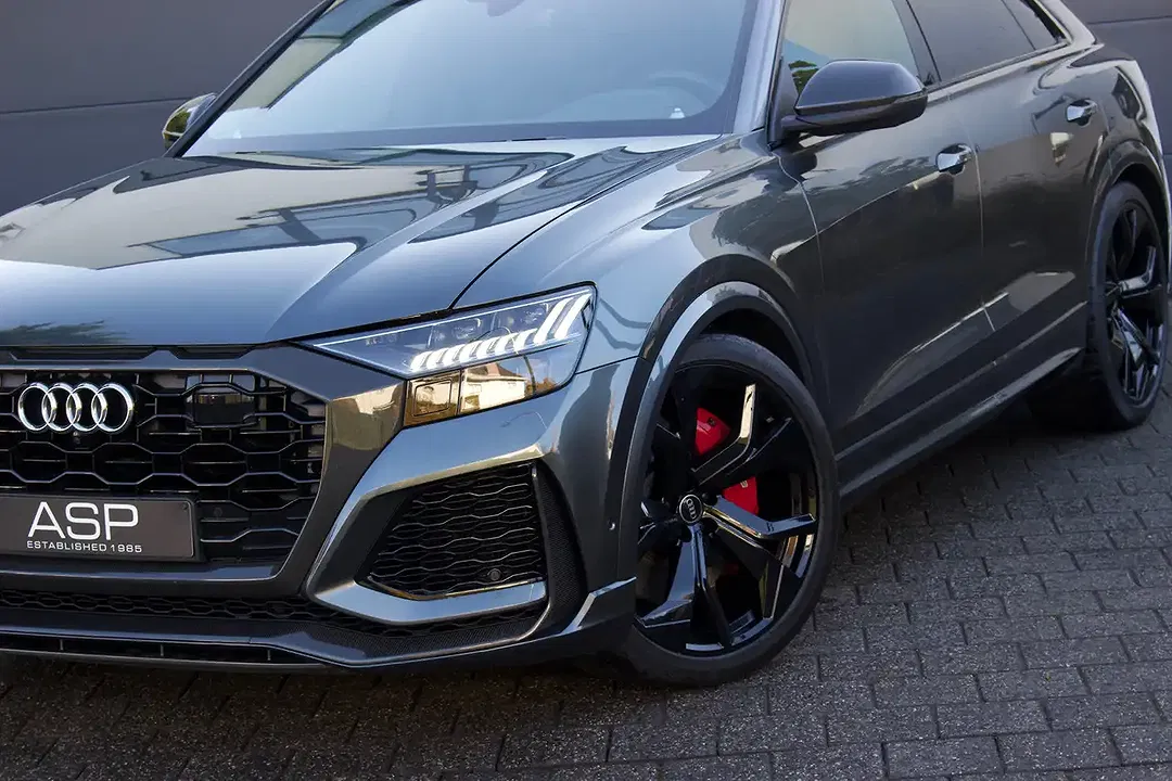 Audi RS Q8 TFSI quattro - Thumbnail 7