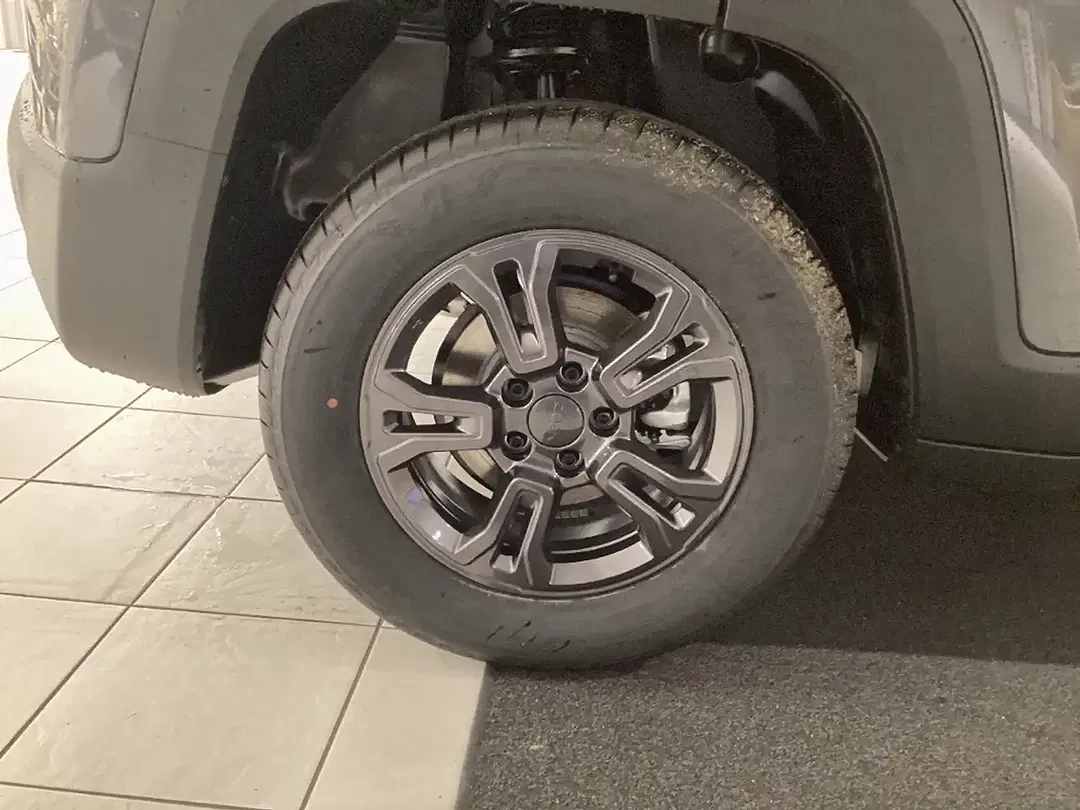 Jeep Renegade e-Hybrid - Thumbnail 10