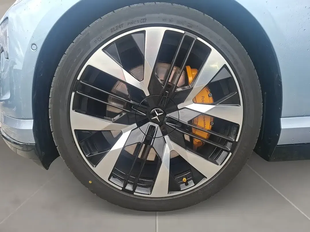 Polestar 4 Performance Dual Motor - Thumbnail 9