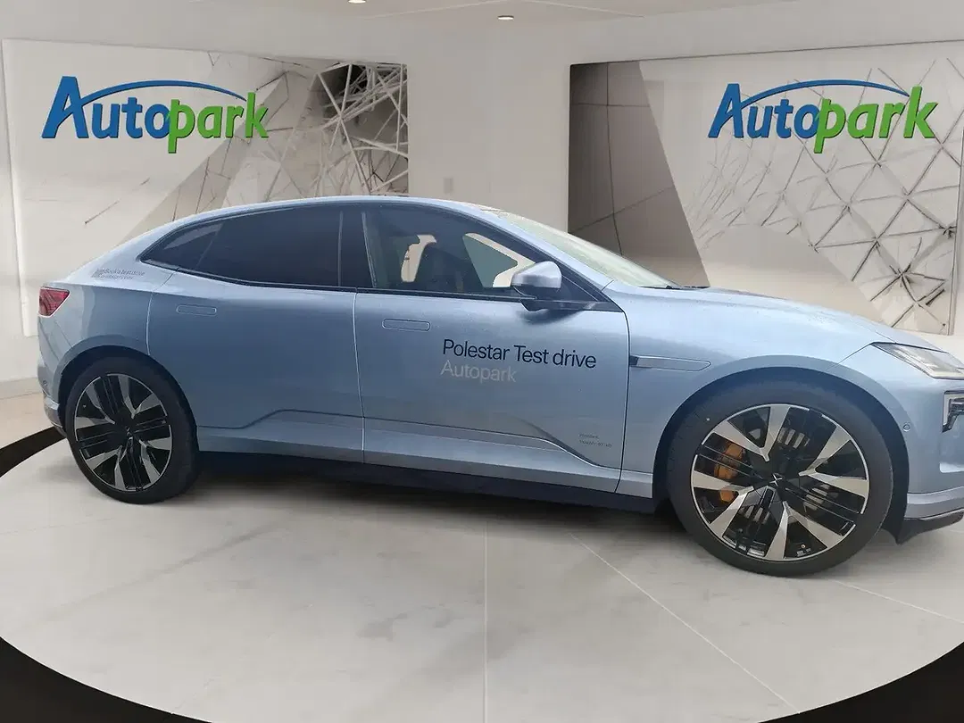 Polestar 4 Performance Dual Motor - Thumbnail 3