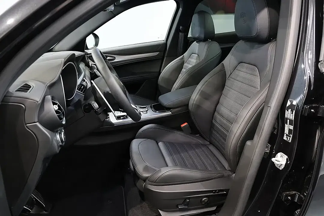 Alfa Romeo Stelvio 2.2 16V Q4 Veloce - Thumbnail 9