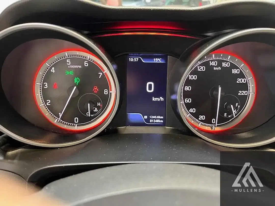 Suzuki Swift MHEV - Thumbnail 10