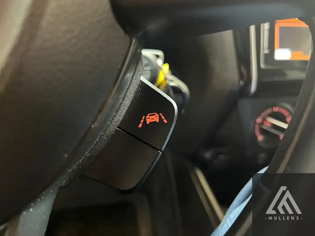 Suzuki Swift MHEV - Thumbnail 14