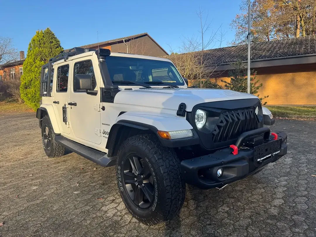 Jeep Wrangler 3.6 4x4 Unlimited Sahara - foto 2