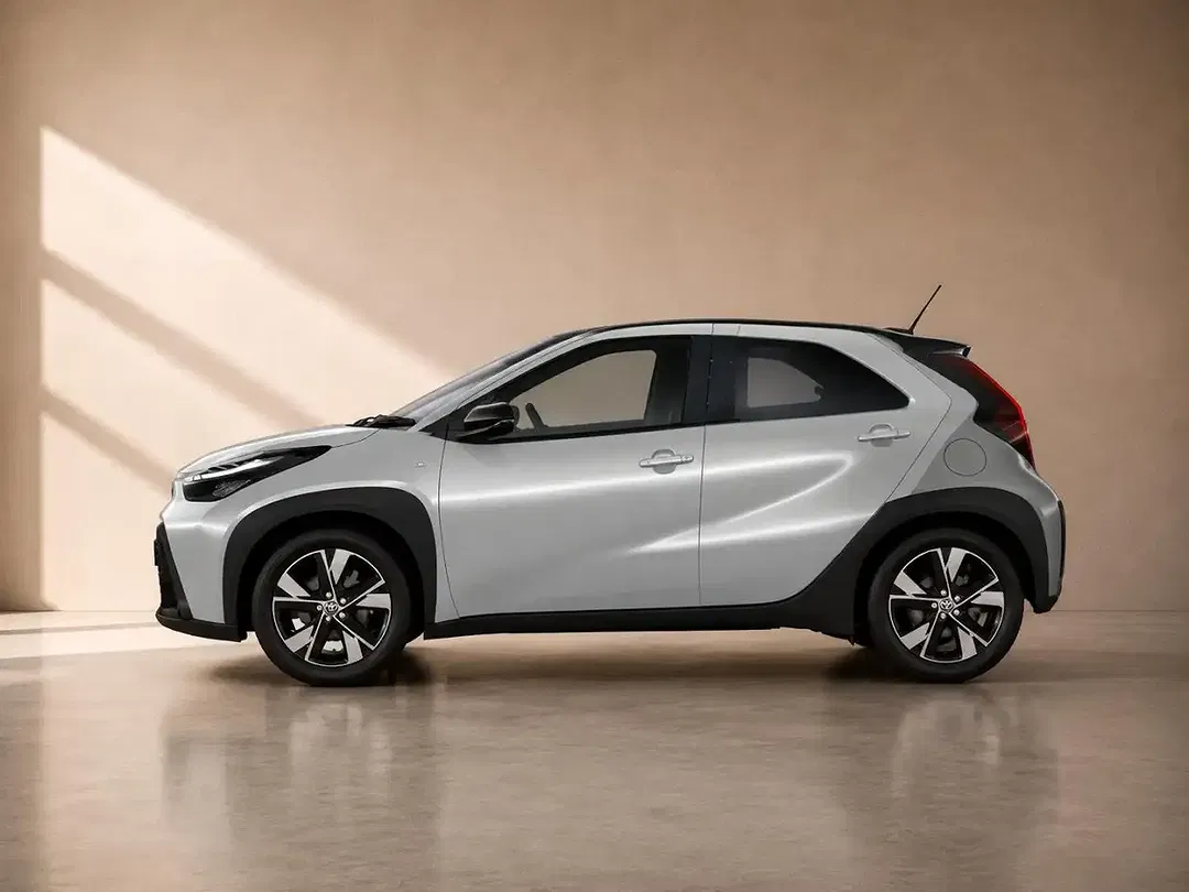 Toyota Aygo X 1.5 Hybrid Teamplayer - Thumbnail 3
