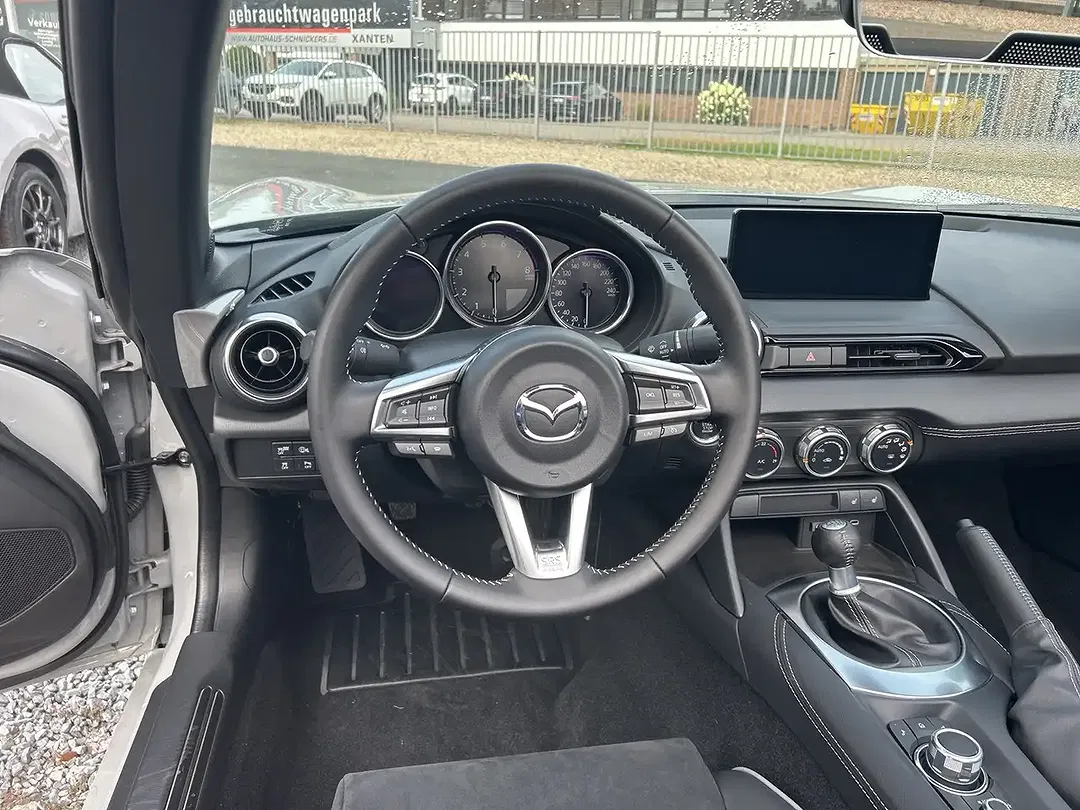Mazda MX-5 Homura - Thumbnail 5