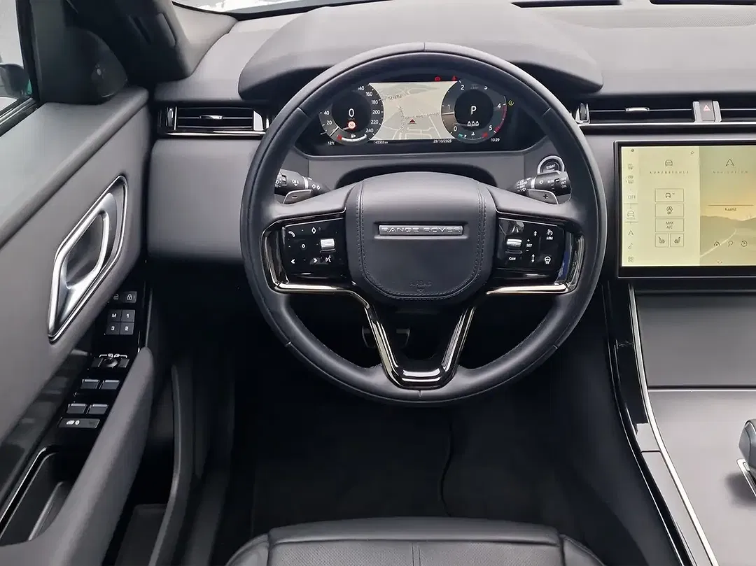 Land Rover Range Rover Velar R-Dynamic SE - Thumbnail 4
