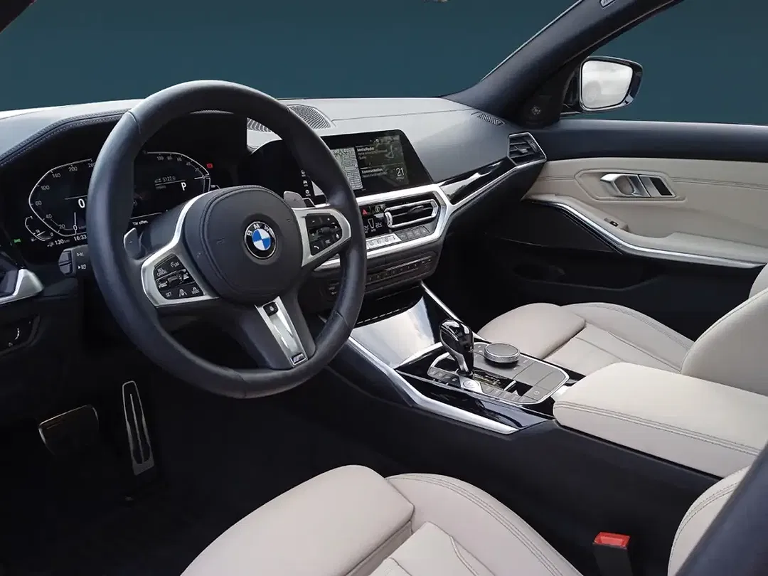 BMW 330 xDrive M Sport - Thumbnail 12