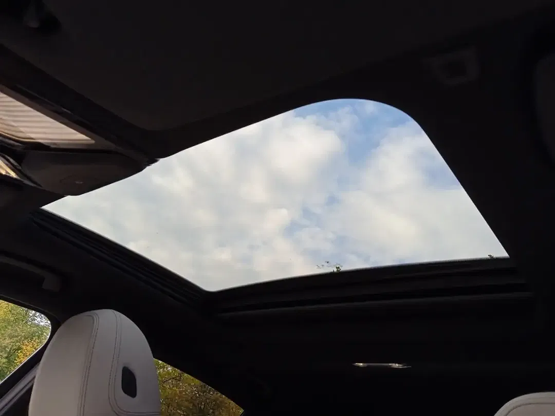 BMW 330 xDrive M Sport - Thumbnail 18