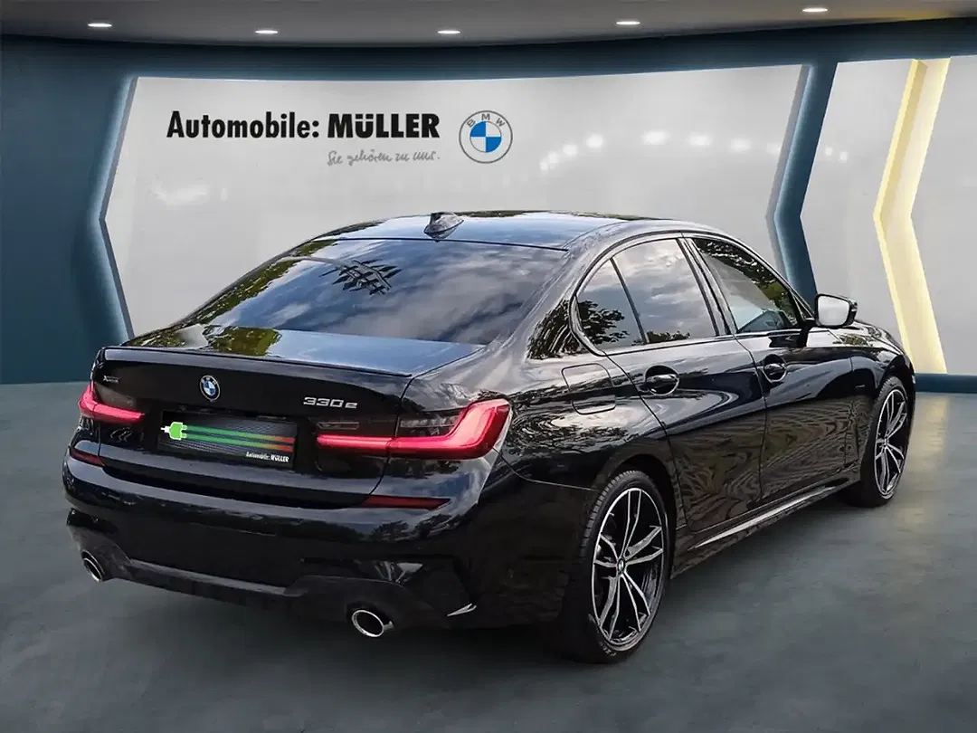 BMW 330 xDrive M Sport - Thumbnail 7