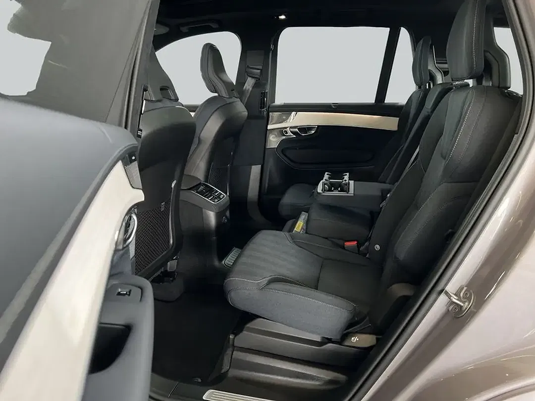 Volvo XC90 T8 AWD Ultra Bright - Thumbnail 10