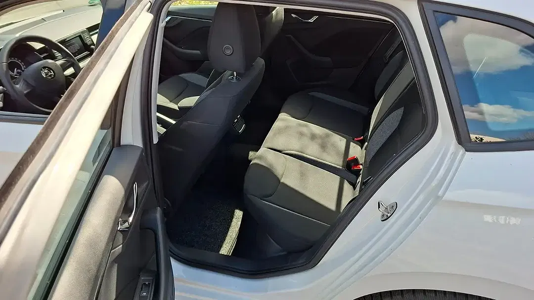 Skoda Scala 1.0 TSI - Thumbnail 8