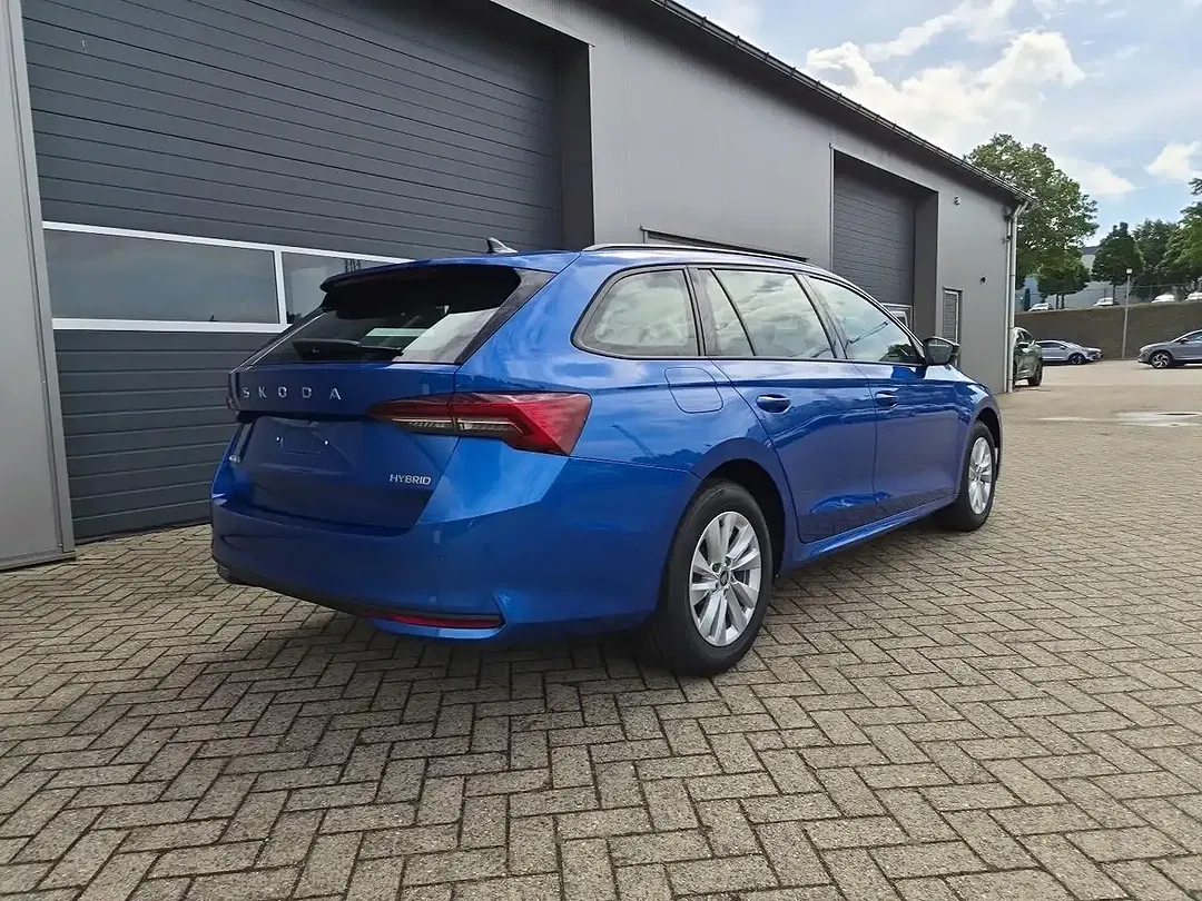 Skoda Octavia 1.5 TSI MHEV DSG Combi Selection - Thumbnail 4