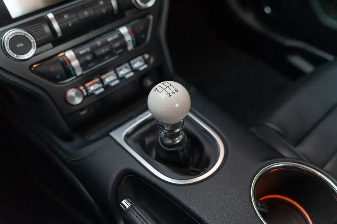 Ford Mustang 5.0 - Thumbnail 12