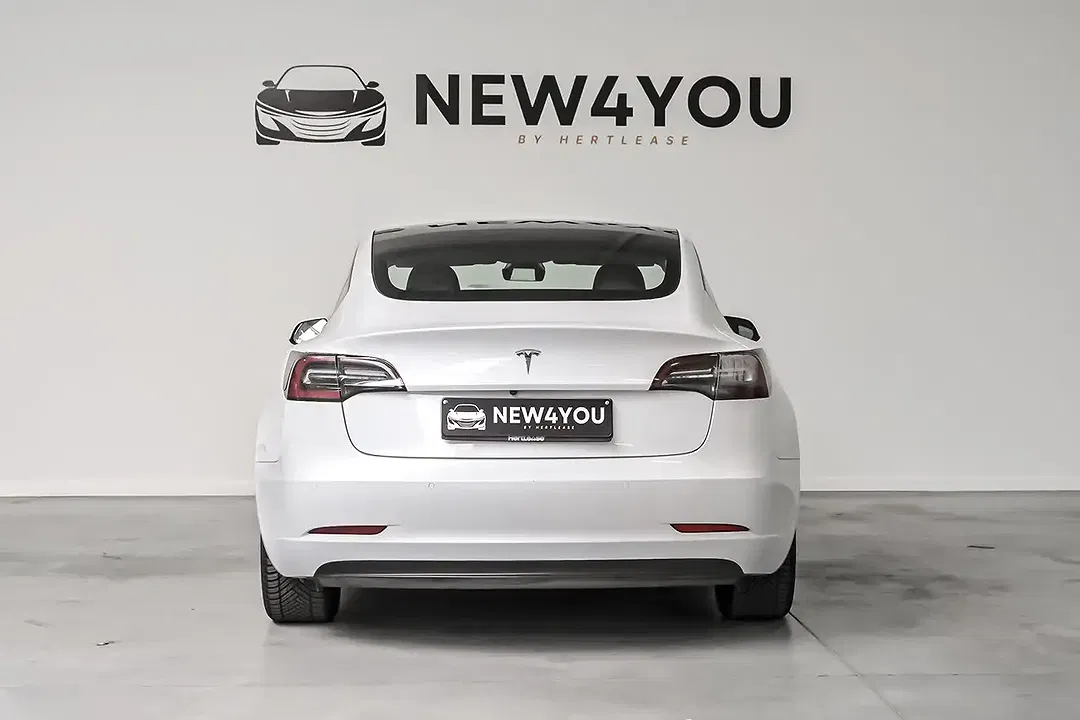 Tesla Model 3 60 kWh Standard Range Plus - Thumbnail 4