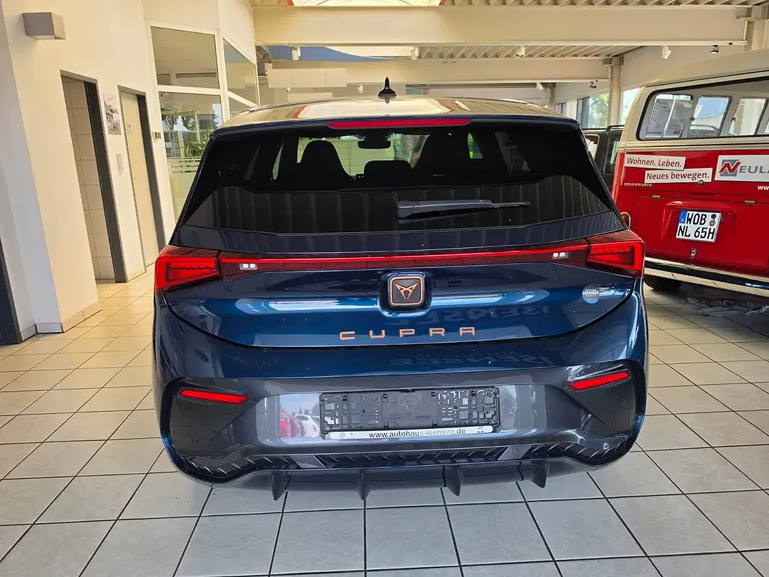CUPRA Born - foto 2