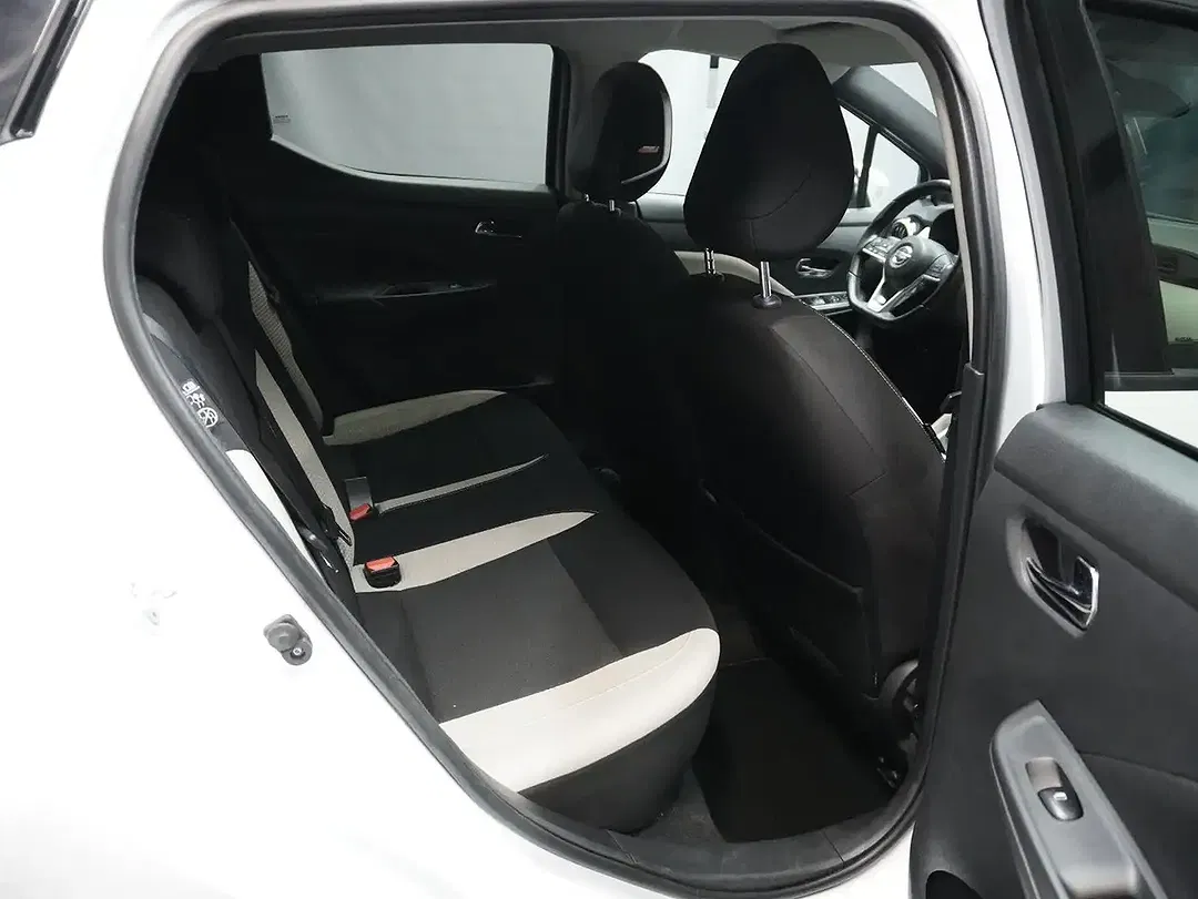 Nissan Micra Tekna - Thumbnail 11