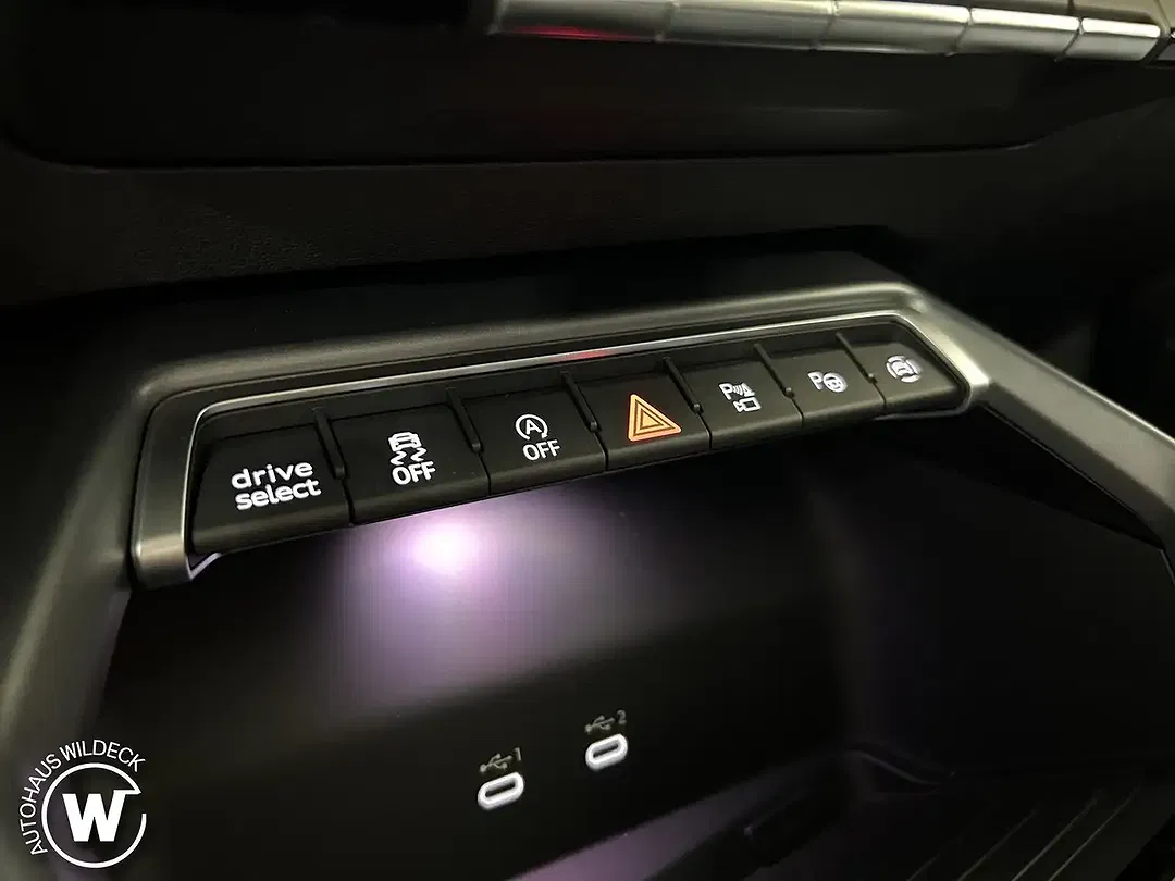 Audi A3 Matrix LED Sportback S line - Thumbnail 27