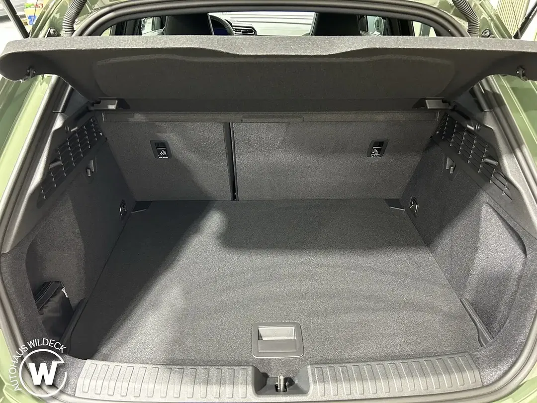 Audi A3 Matrix LED Sportback S line - Thumbnail 34