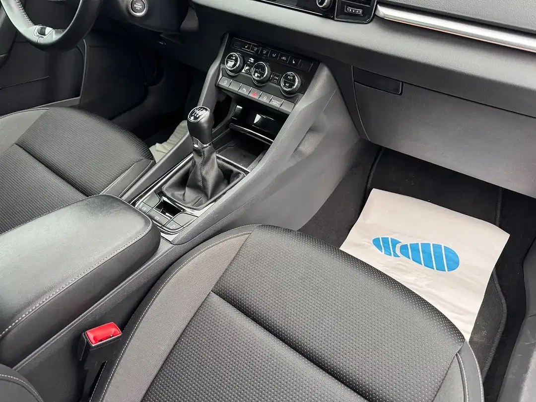 Skoda Karoq 1.0 TSI Tour - Thumbnail 8