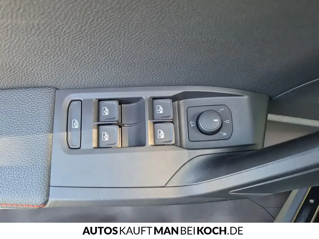 SEAT Arona 1.5 TSI DSG FR - Thumbnail 12