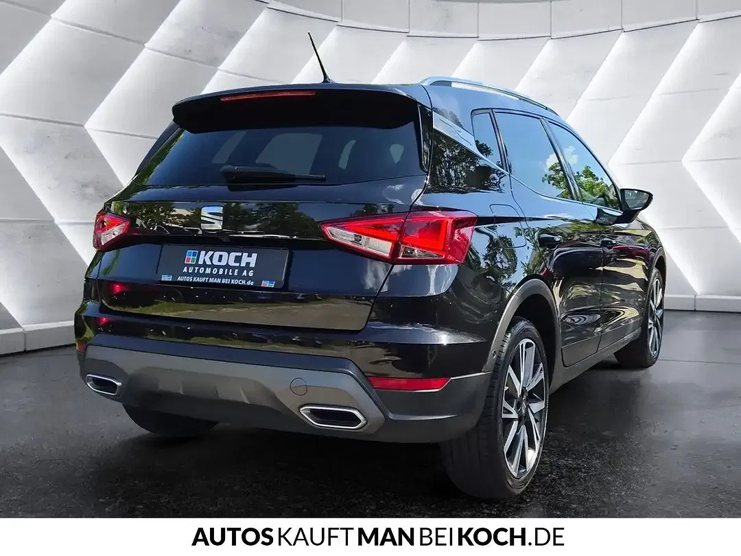 SEAT Arona 1.5 TSI DSG FR - Thumbnail 3