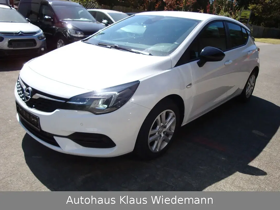 Opel Astra 1.2 Turbo Edition - Afbeelding 1