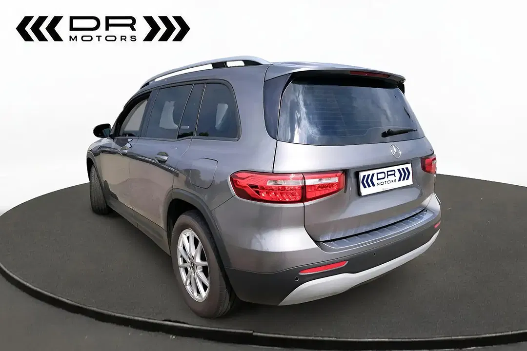 Mercedes-Benz GLB 200 - Thumbnail 4