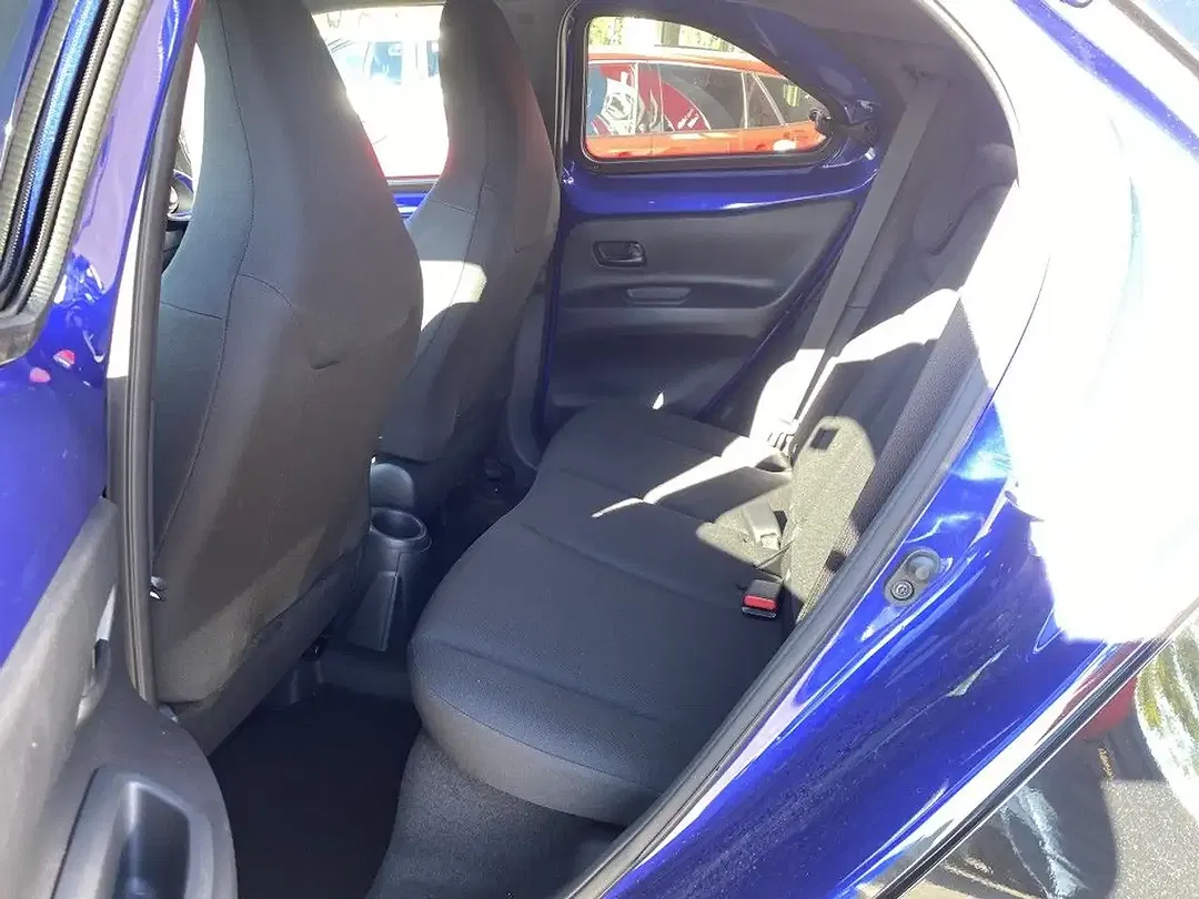 Toyota Aygo X Teamplayer - Thumbnail 8