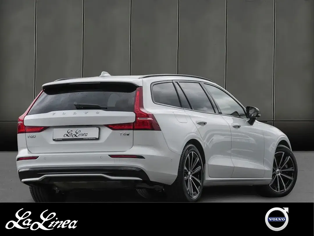 Volvo V60 T6 Plus Dark - foto 2