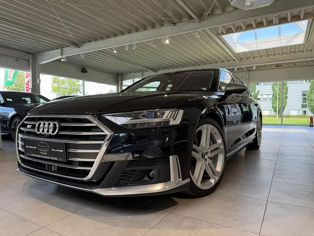 Audi S8 4.0 TFSI quattro - foto 1