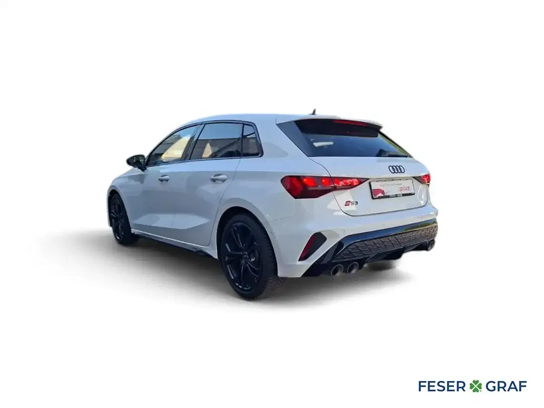 Audi S3 Sportback - Thumbnail 3