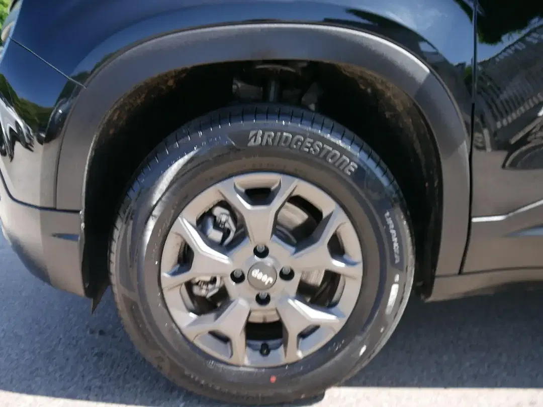 Jeep Avenger 1.2 MHEV - Thumbnail 4