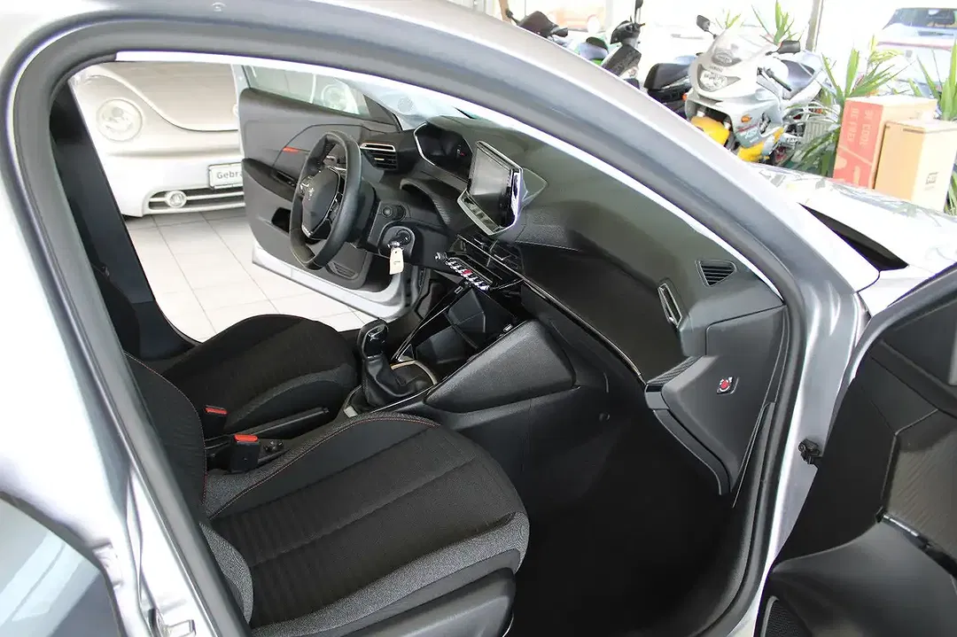 Peugeot 208 Active Pack - Thumbnail 12
