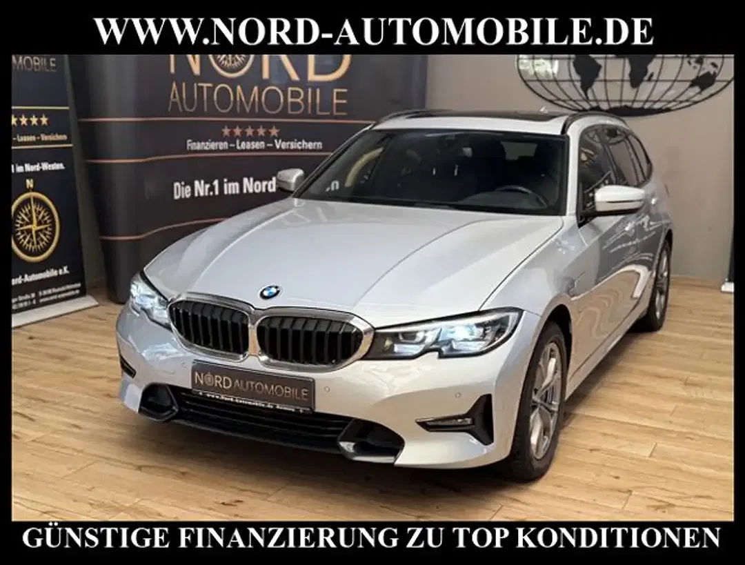 BMW 330 xDrive Touring Sport Line - Thumbnail 3