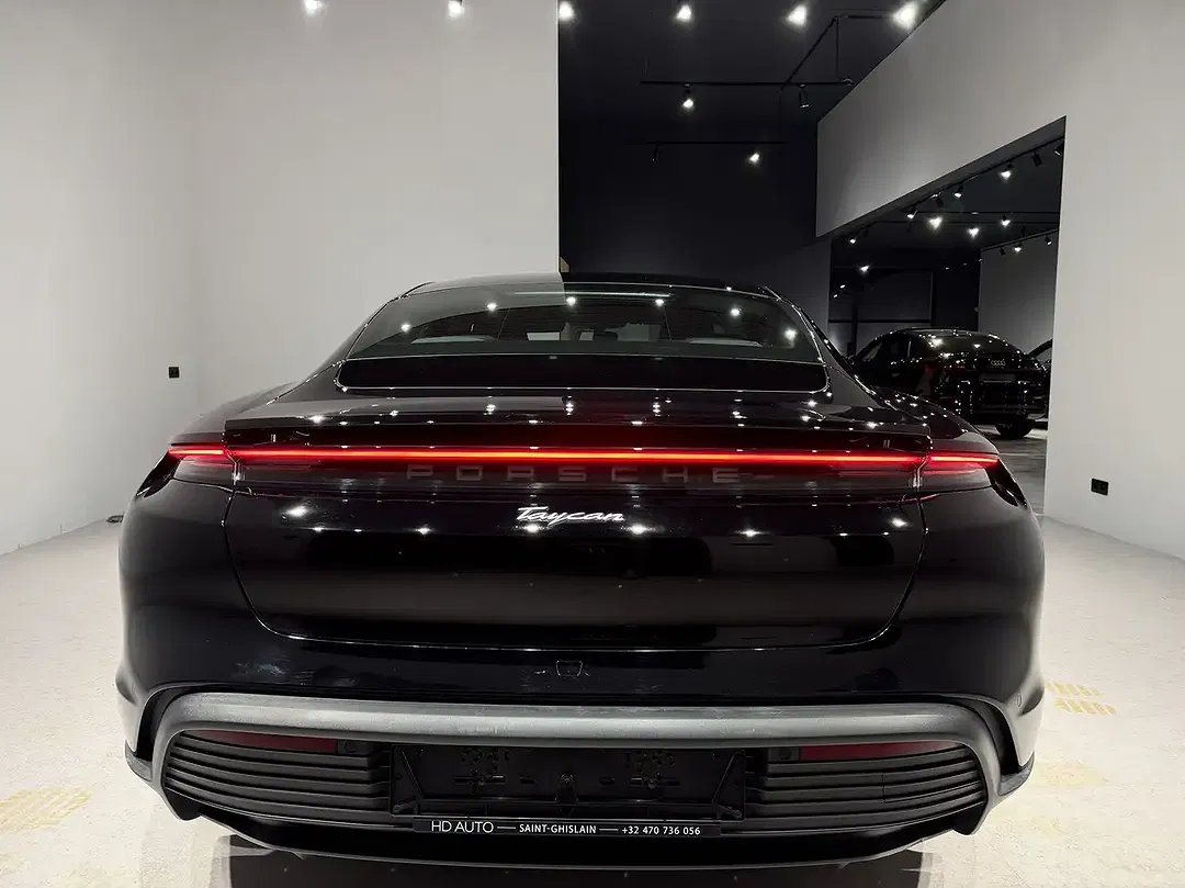 Porsche Taycan 4 Performance Sport Chrono - Thumbnail 12