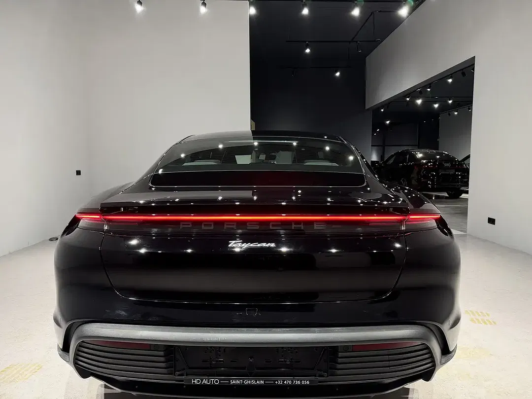 Porsche Taycan 4 Performance Sport Chrono - Thumbnail 13