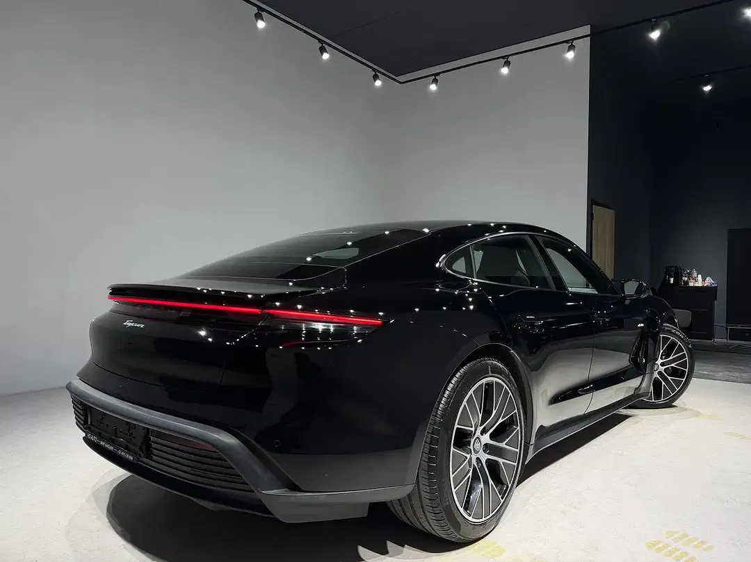 Porsche Taycan 4 Performance Sport Chrono - foto 15