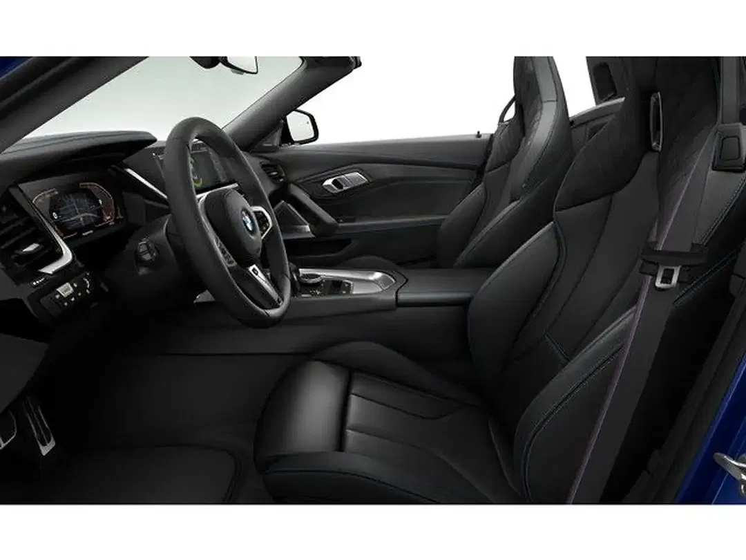 BMW Z4 sDrive M Convertible - Thumbnail 3