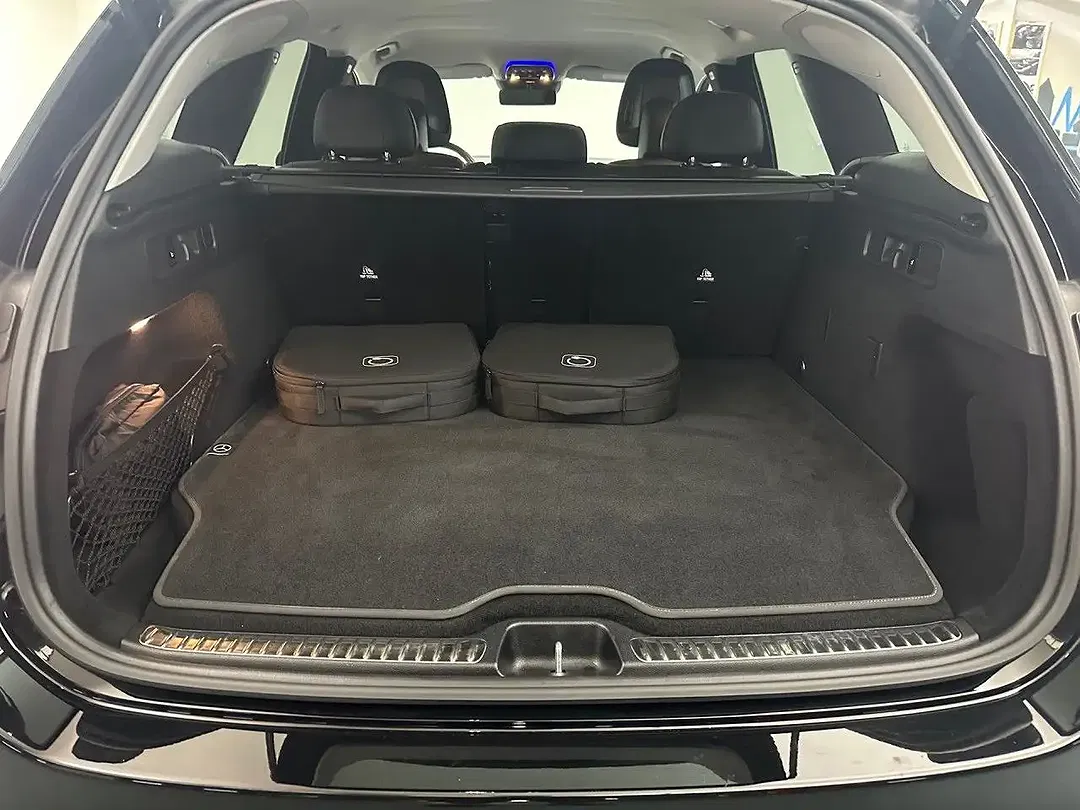 Mercedes-Benz GLC 300 4MATIC - Thumbnail 13