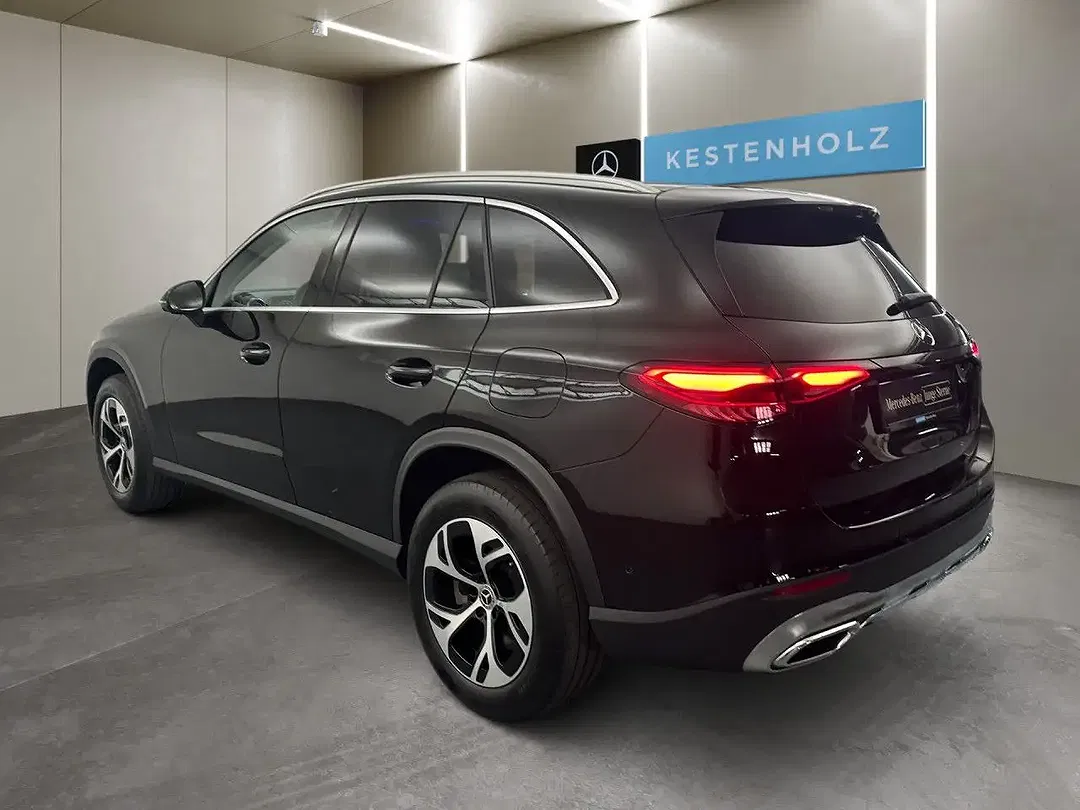 Mercedes-Benz GLC 300 4MATIC - Thumbnail 5