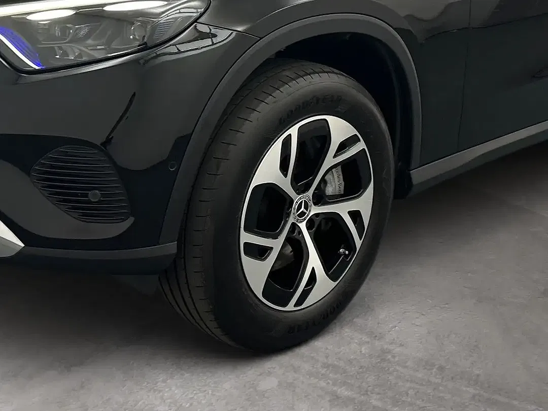 Mercedes-Benz GLC 300 4MATIC - Thumbnail 7