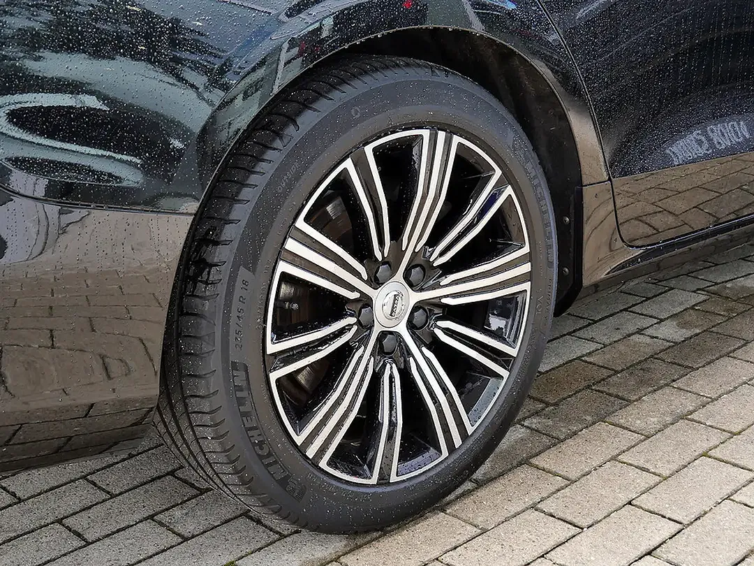 Volvo V60 2.0 PHEV Hybrid AWD Recharge Inscription Expression - Thumbnail 11