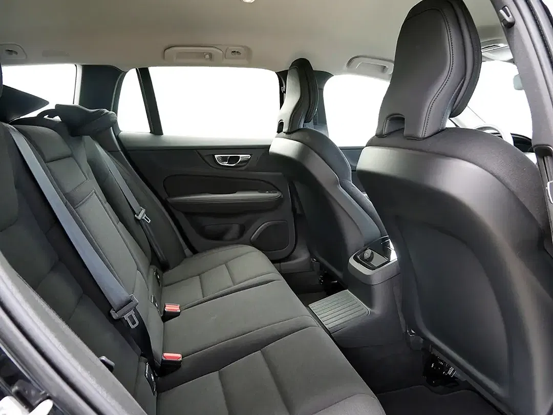 Volvo V60 2.0 PHEV Hybrid AWD Recharge Inscription Expression - Thumbnail 7