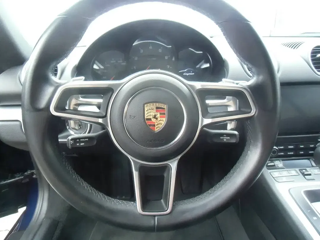 Porsche Cayman Plus - Thumbnail 10
