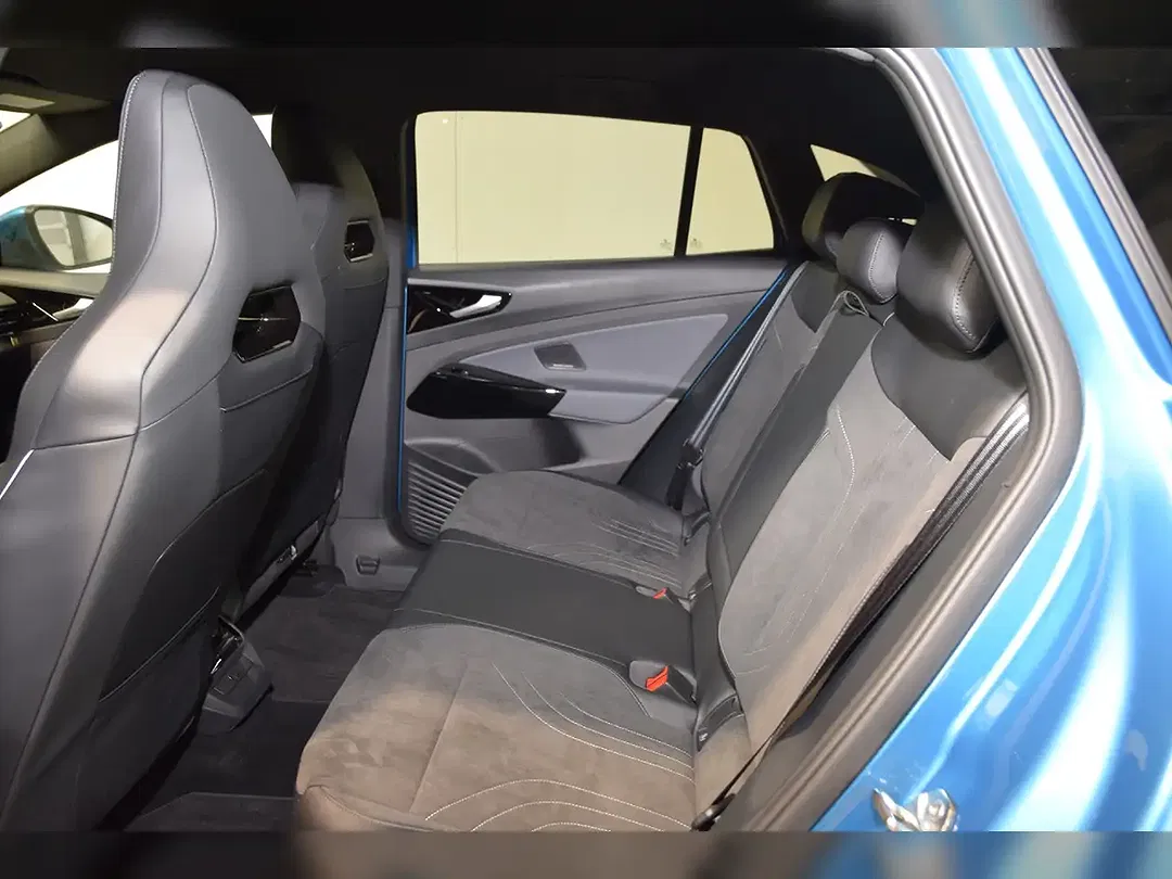 Volkswagen ID.4 EV Pro - Thumbnail 9